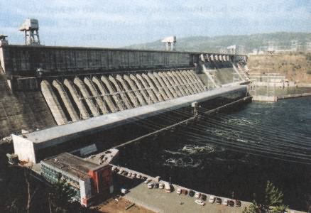 Плотина Саяно-Шушенской ГЭС